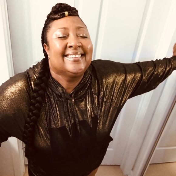 Meet your Posher, Melissa - Picture 7 of 16